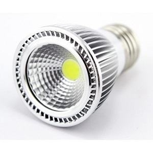 Ampolleta LED Logic PCE-SD15 7W E27